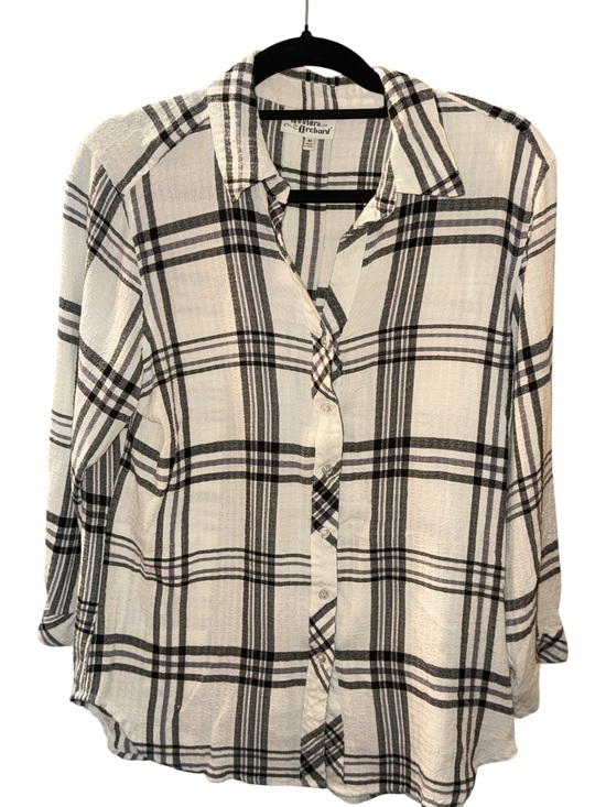 Hester & Orchard Tops - Plaid Button-Down Shirt in Black and White